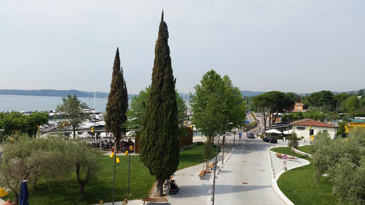 Graziosa Al Porto Villa Moniga del Garda Buitenkant foto