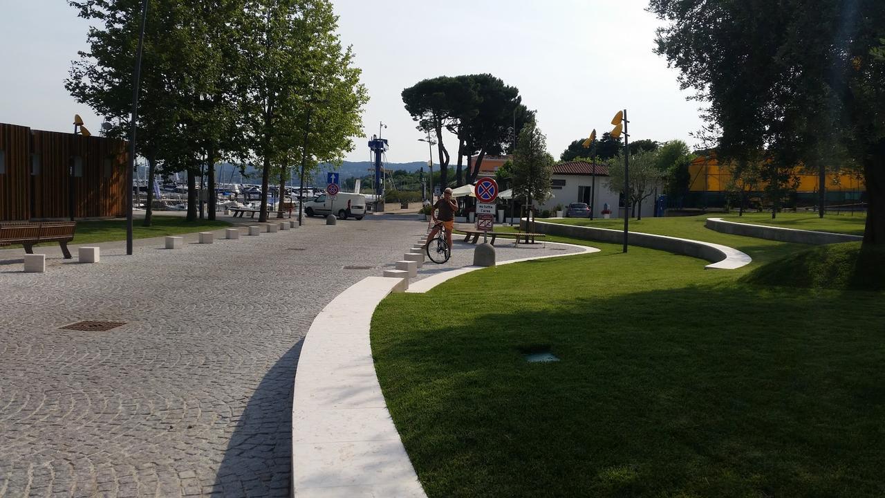 Graziosa Al Porto Villa Moniga del Garda Buitenkant foto